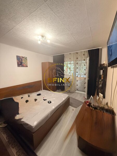 Giulesti, apartament de 3 camere de vanzare