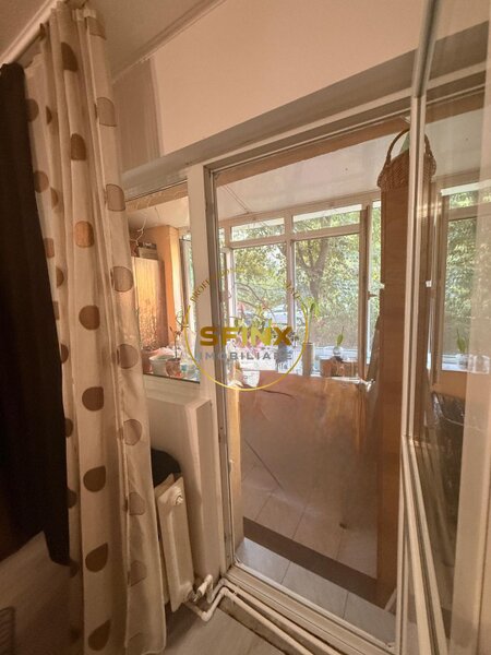 Giulesti, apartament de 3 camere de vanzare