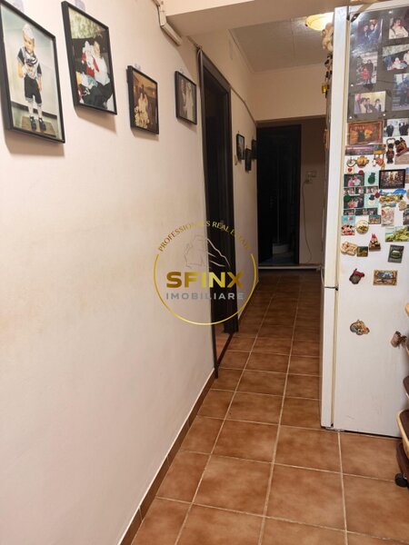 Giulesti, apartament de 3 camere de vanzare